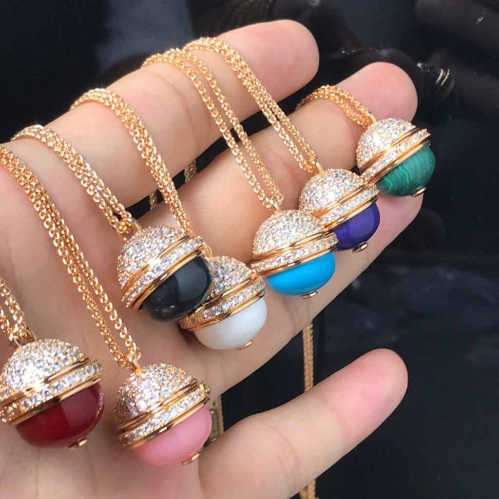 PIAGET POSSEISSION DIAMOND PINK GOLD MALACHITE NECKLACE